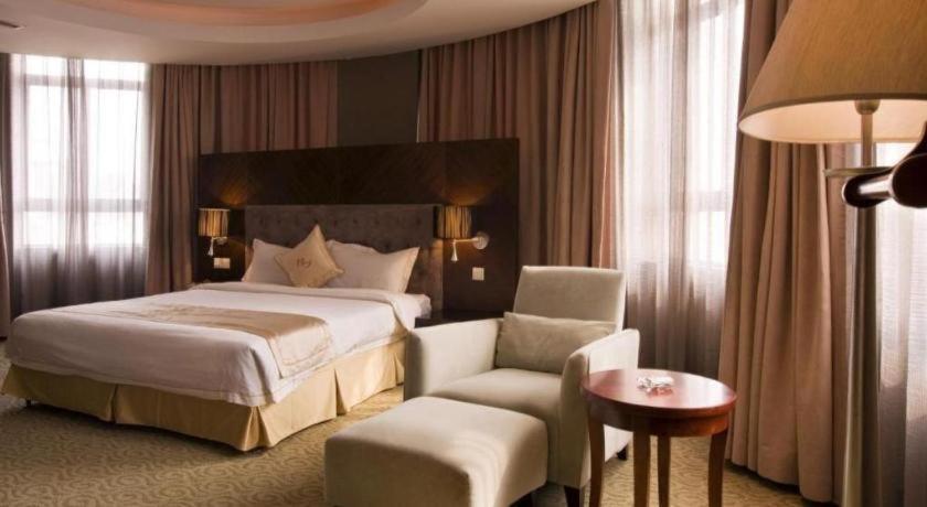 Qingdao Royal Garden Hotel