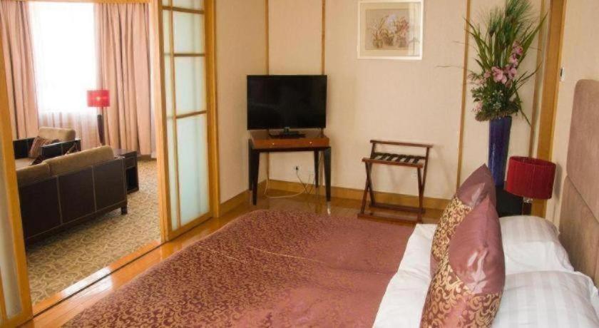 Qingdao Royal Garden Hotel