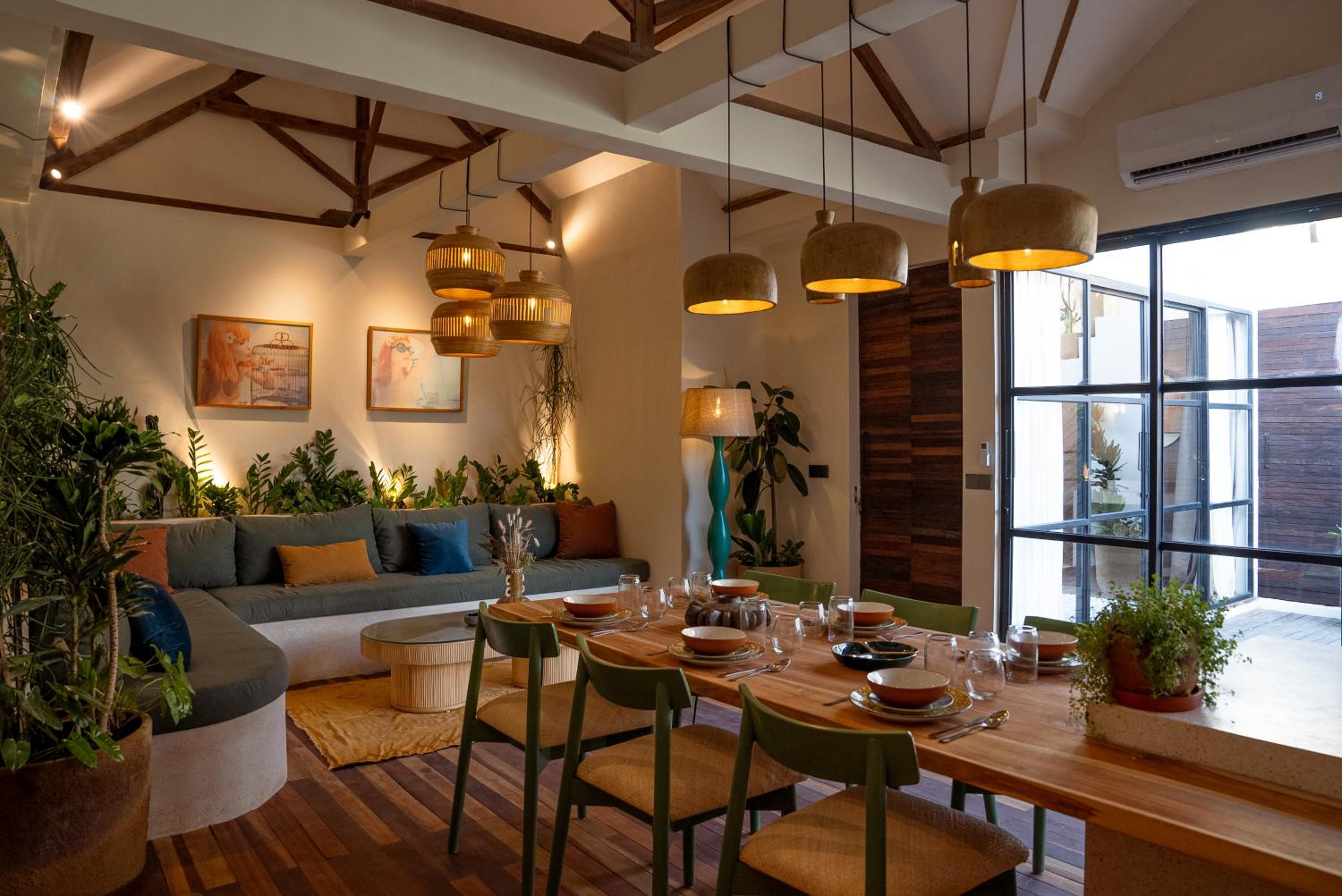 dining