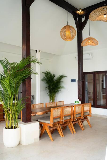 Canggu 4BR Private Pool Rooftop Mila Mou Villa by Bali Bliss Properties view 2