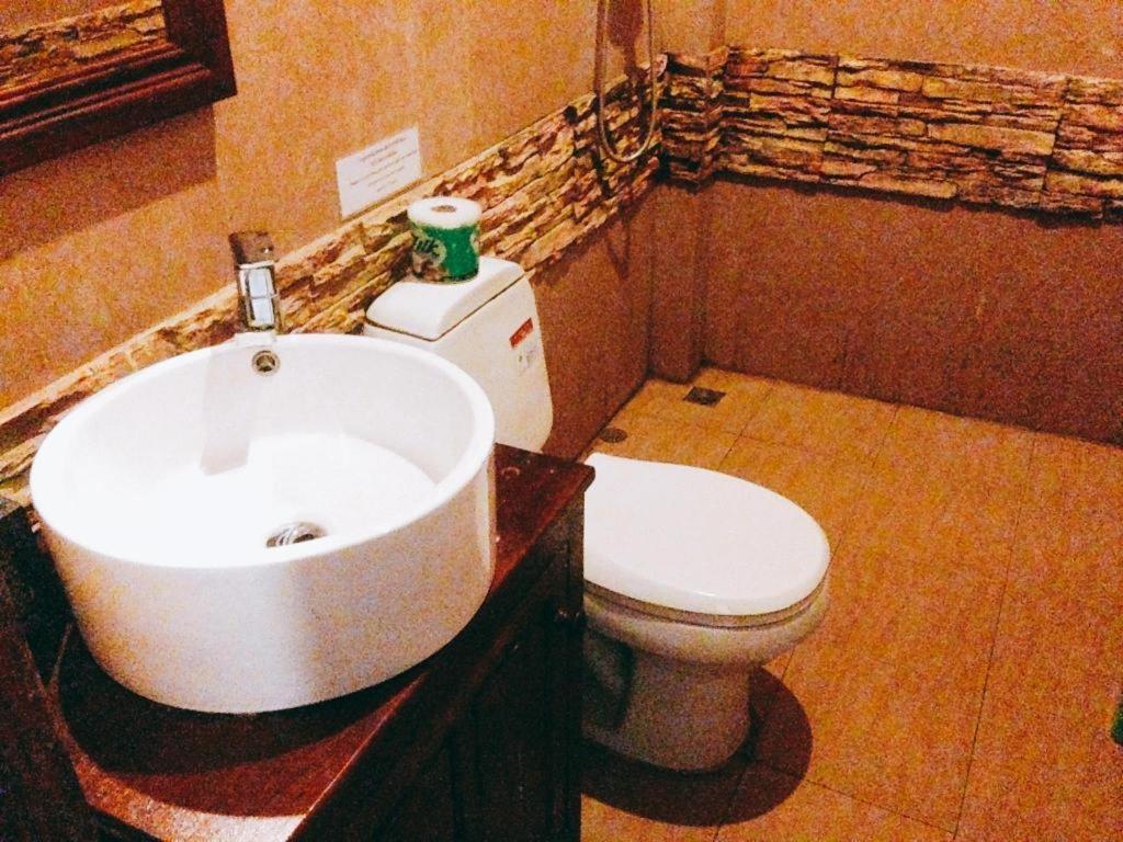 Pangkham Lodge