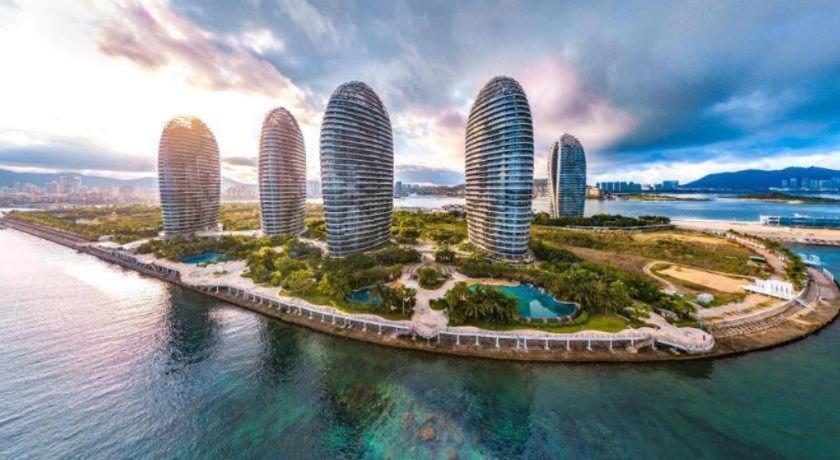 Grand Metro Park Bay Hotel