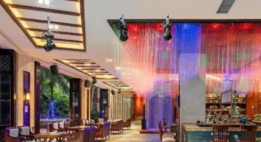 Grand Metro Park Bay Hotel