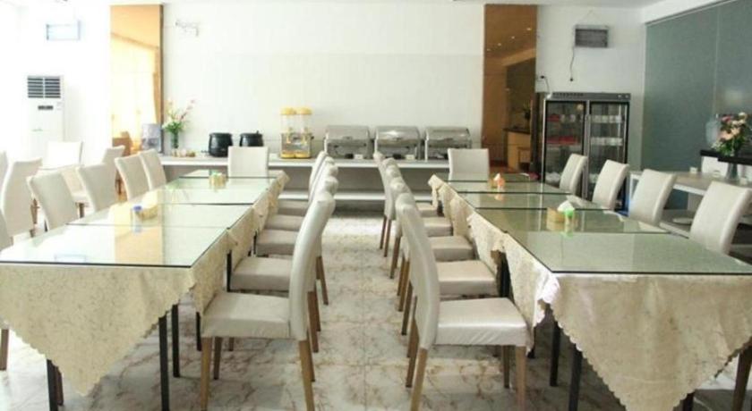 GreenTree Inn Guangzhou Panyu Bus Station Business Hotel