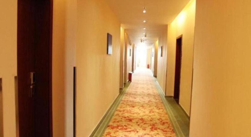 GreenTree Inn Guangzhou Panyu Bus Station Business Hotel
