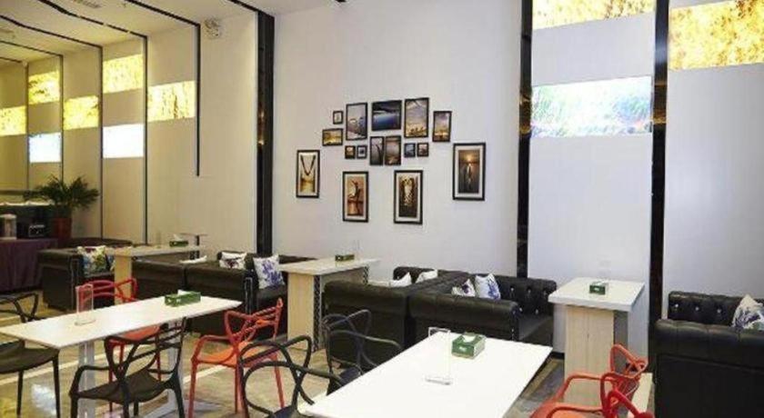 Lavande Hotel Wuhan Huanghelou Branch