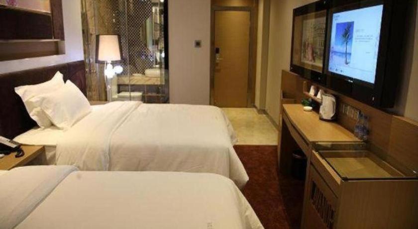 Lavande Hotel Wuhan Huanghelou Branch