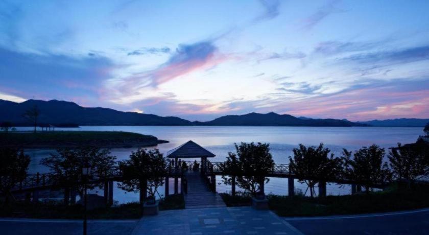 New Century Resort Yuyao Siming Lake