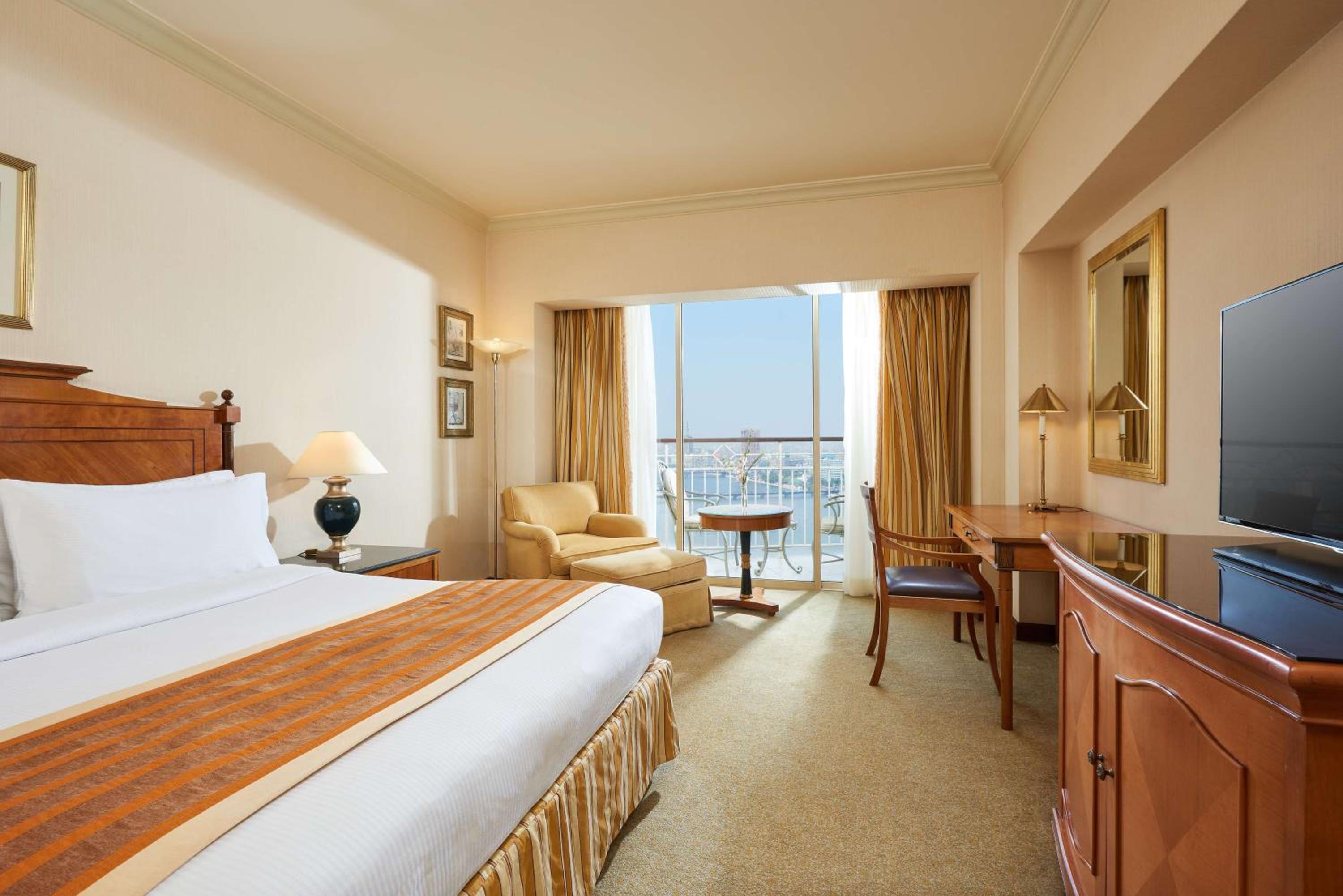 Hilton Cairo Grand Nile 43