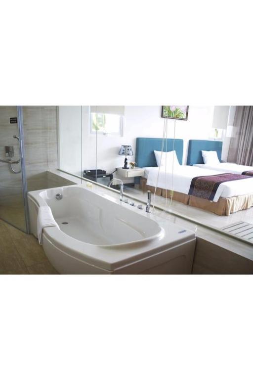 Diamond Bay Golf and Villas