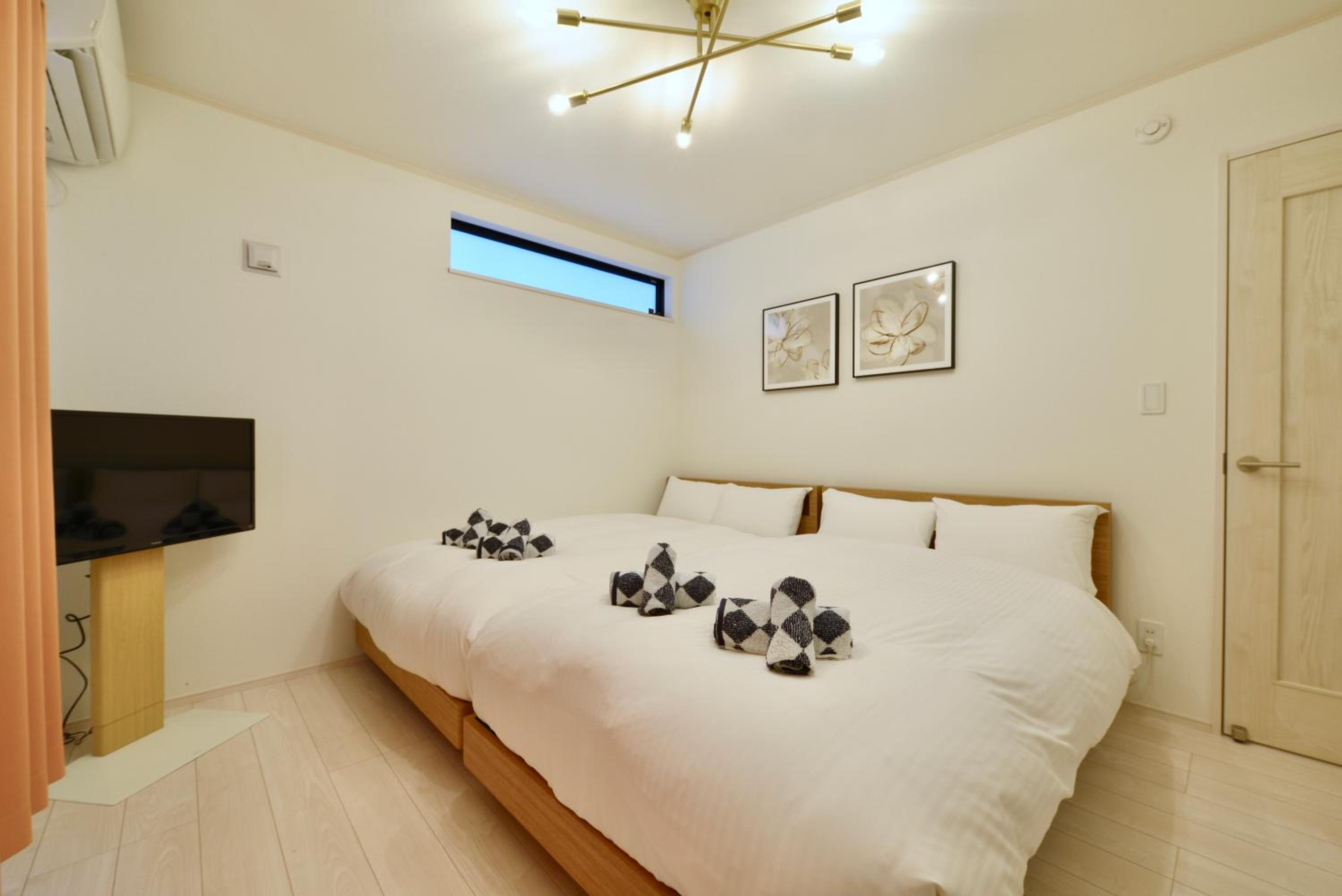 Nuji House UK Tomigusuku