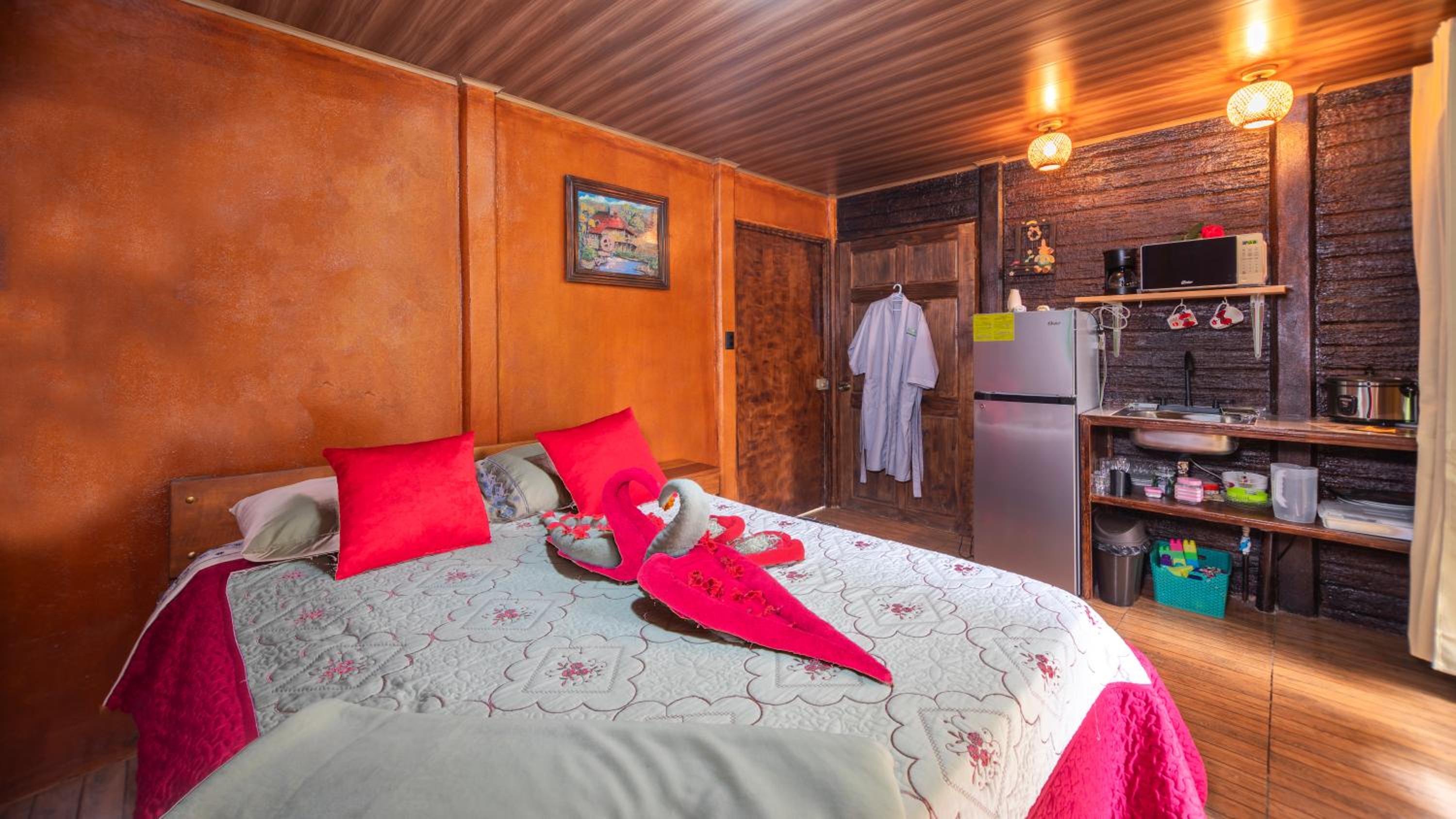 Edén Bungalow, A Paradise in La Fortuna!