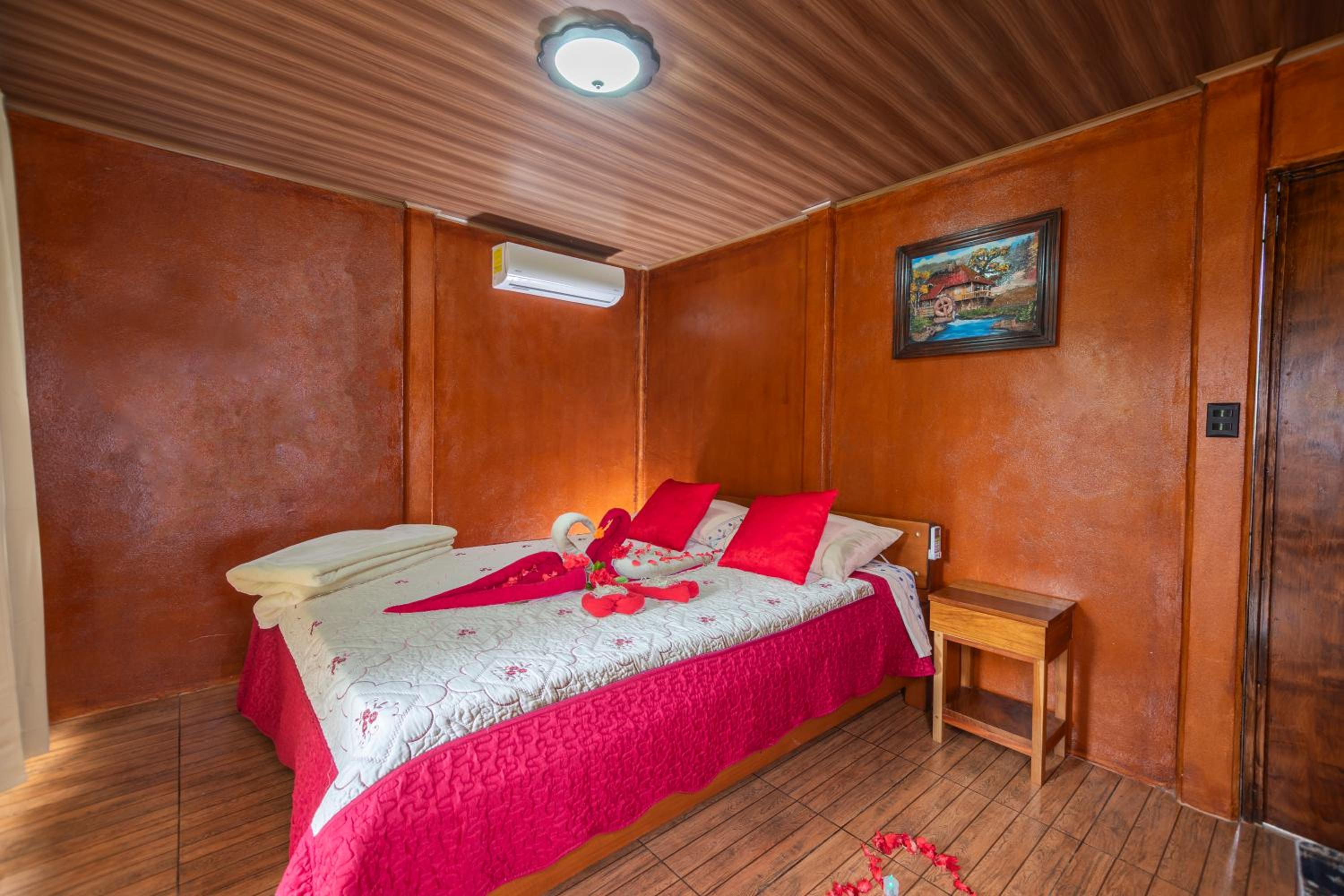 Edén Bungalow, A Paradise in La Fortuna!