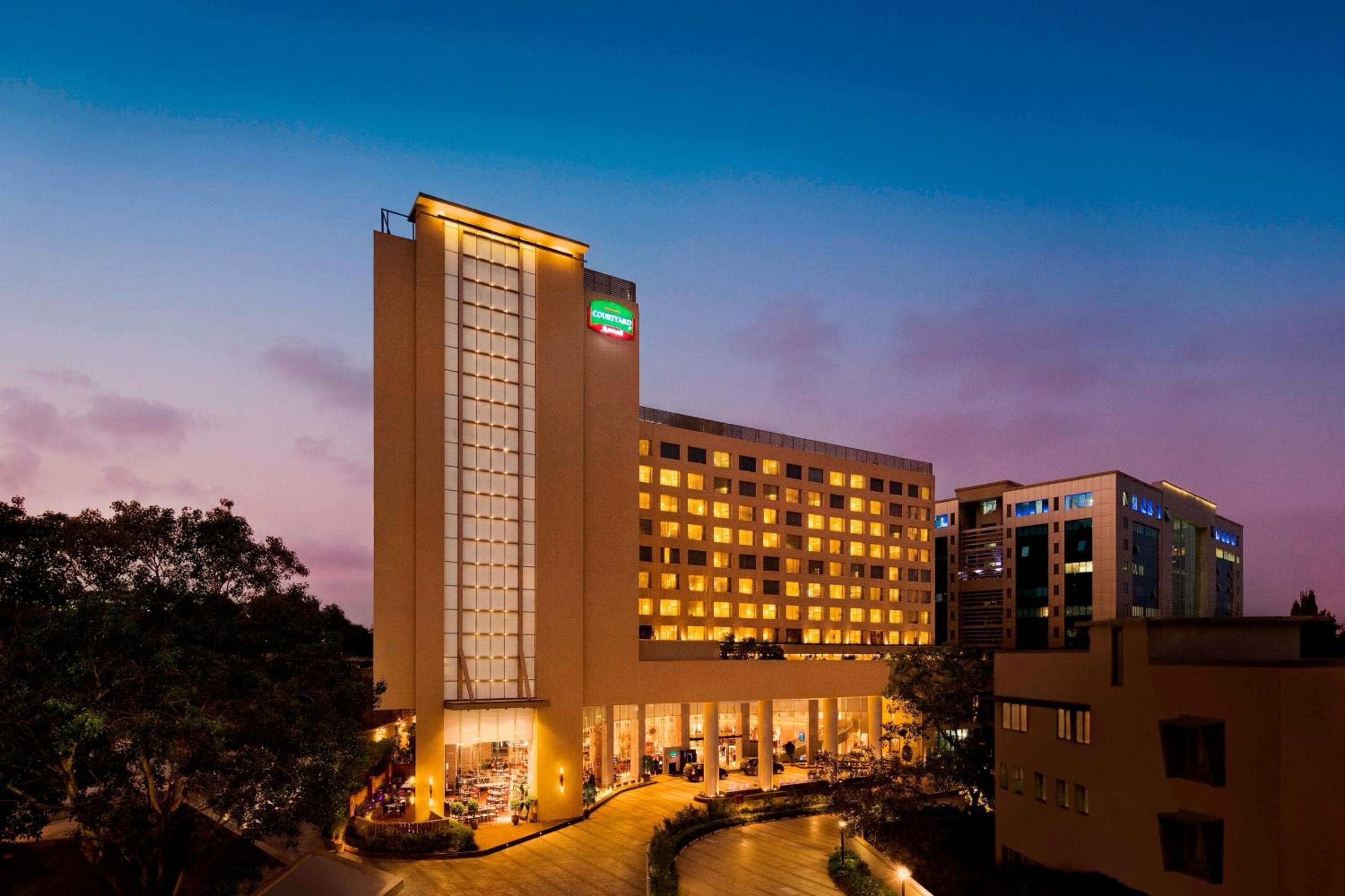 Mumbai Vacations - Courtyard by Marriott Mumbai International Airport - Property Image 11