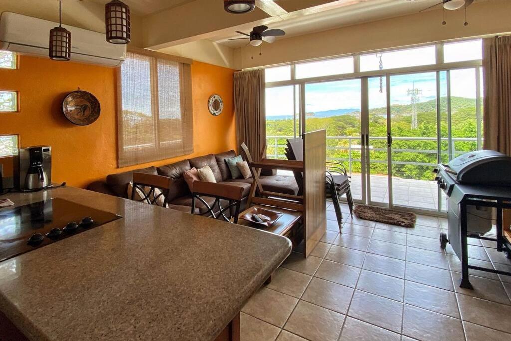 Charming 2BR with Ocean View