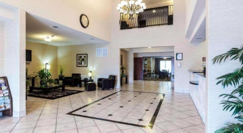Quality Suites