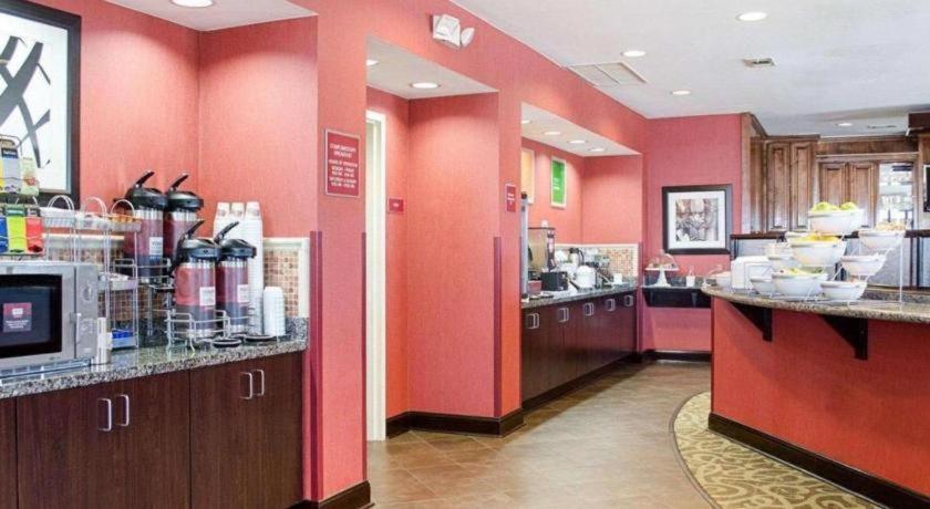 Comfort Suites