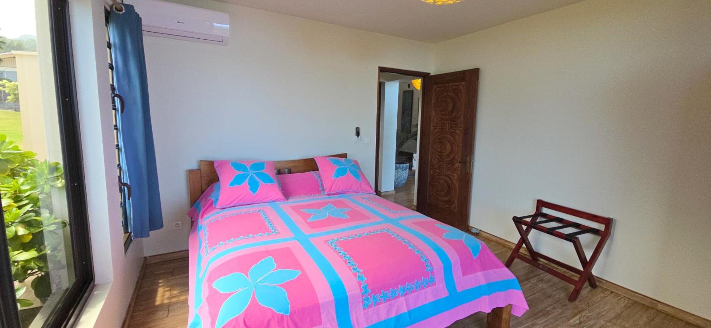 Villa Ta'u Here view 5