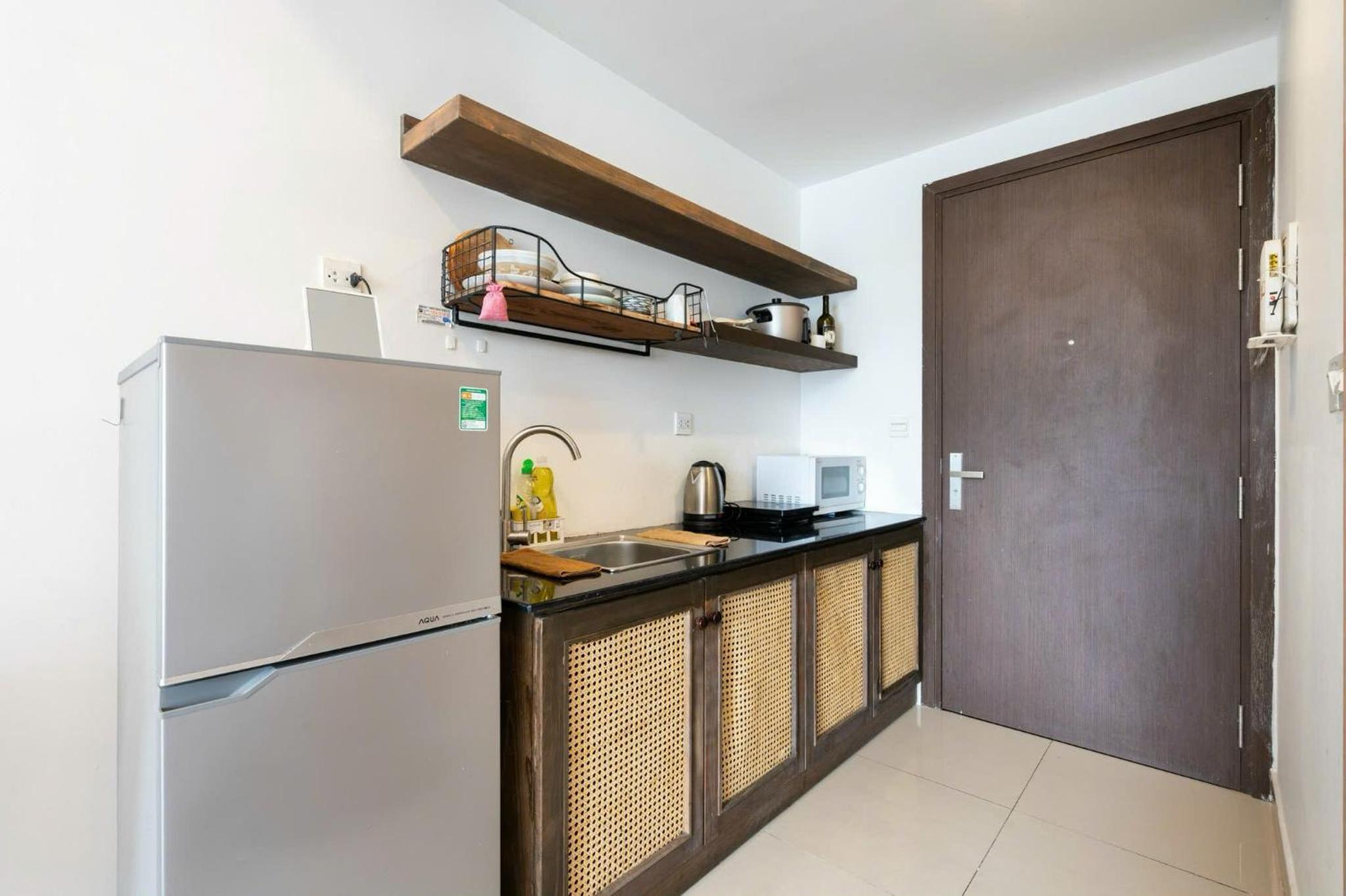 Otis Apartment - Rivergate Building District 4