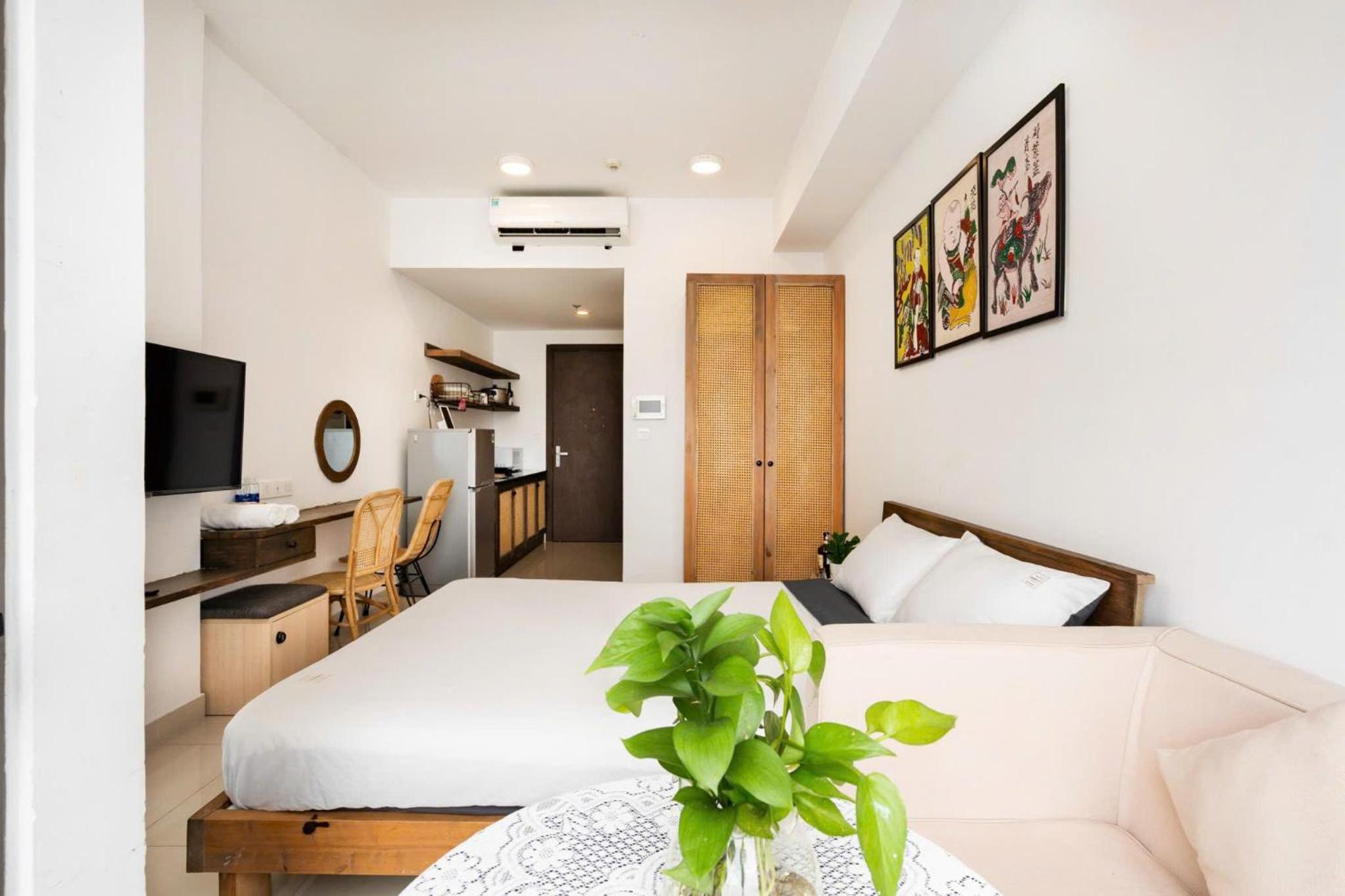 Otis Apartment - Rivergate Building District 4