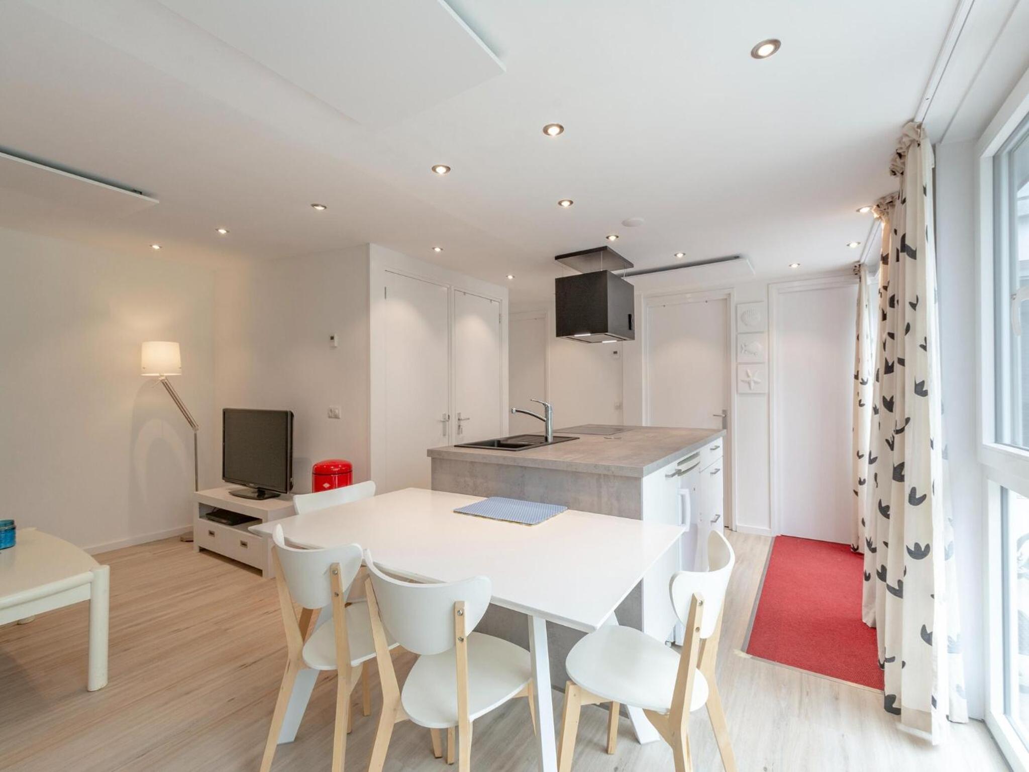 Duinland 146 for 4 guests with garden