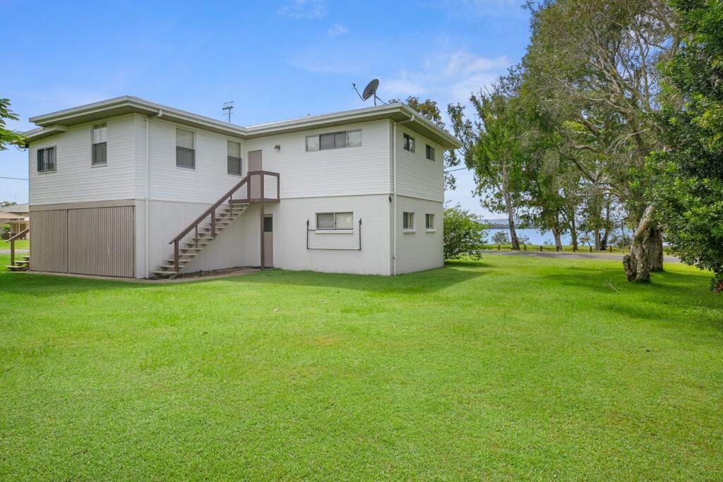Welcome to Waterfront Views