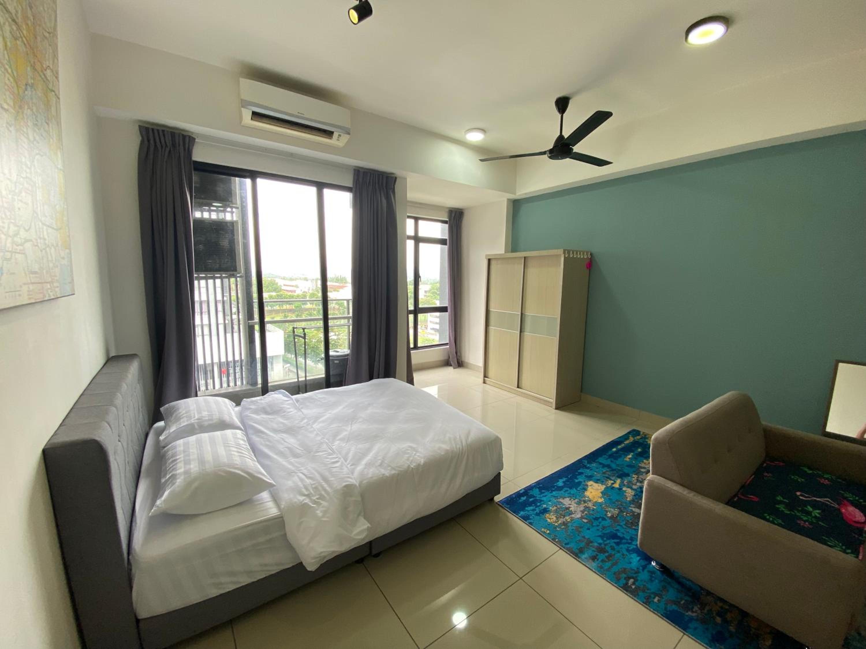 Kisa Studio Utropolis Glenmarie Urbano Near Kamalinda Wedding Hall Shah Alam photo 1