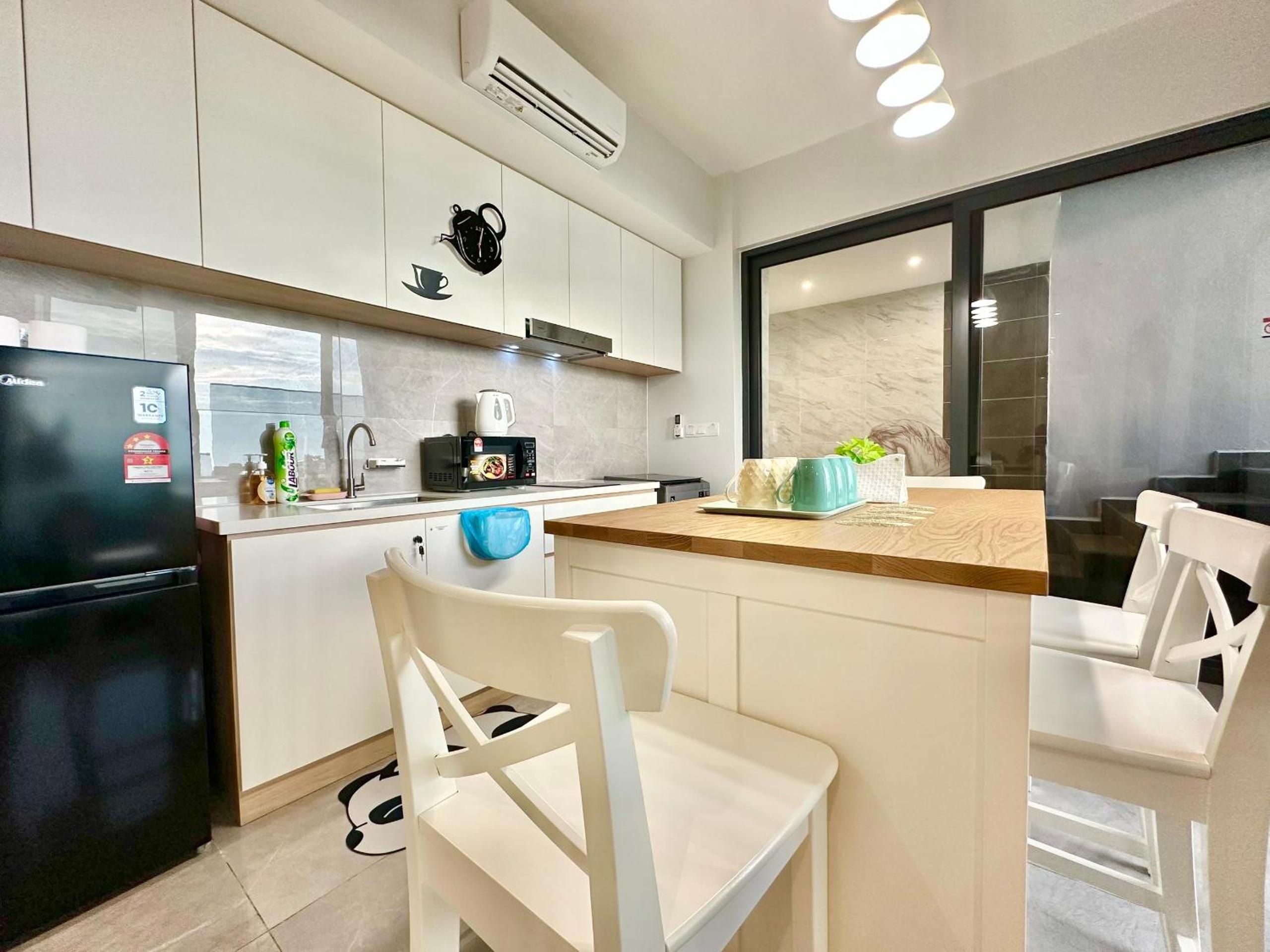 Imperio Residence 2 Bedrooms Private Jacuzzi Villa by MJ Holiday photo 4