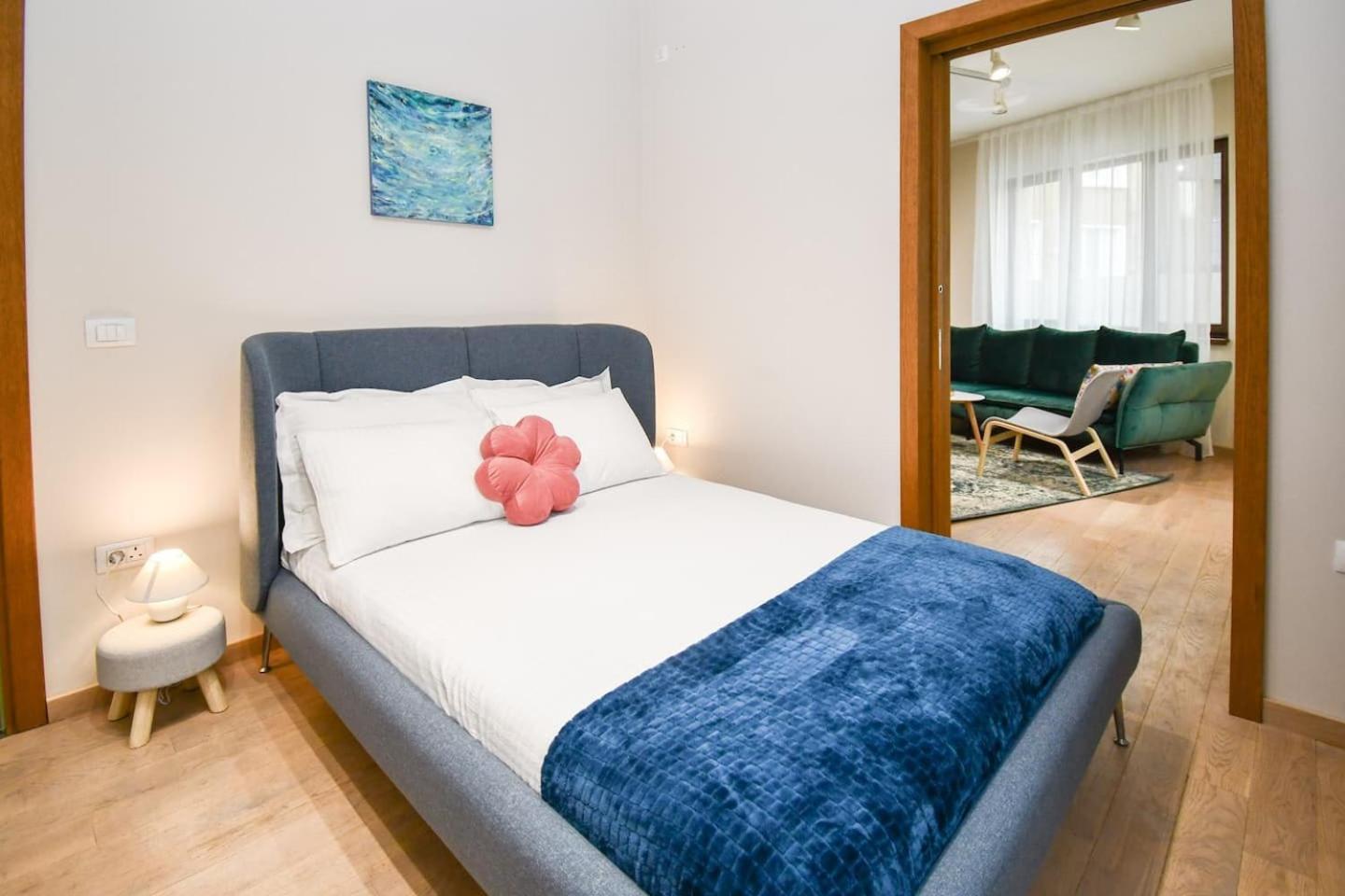 You Will This New Modern & Spacious Apt!