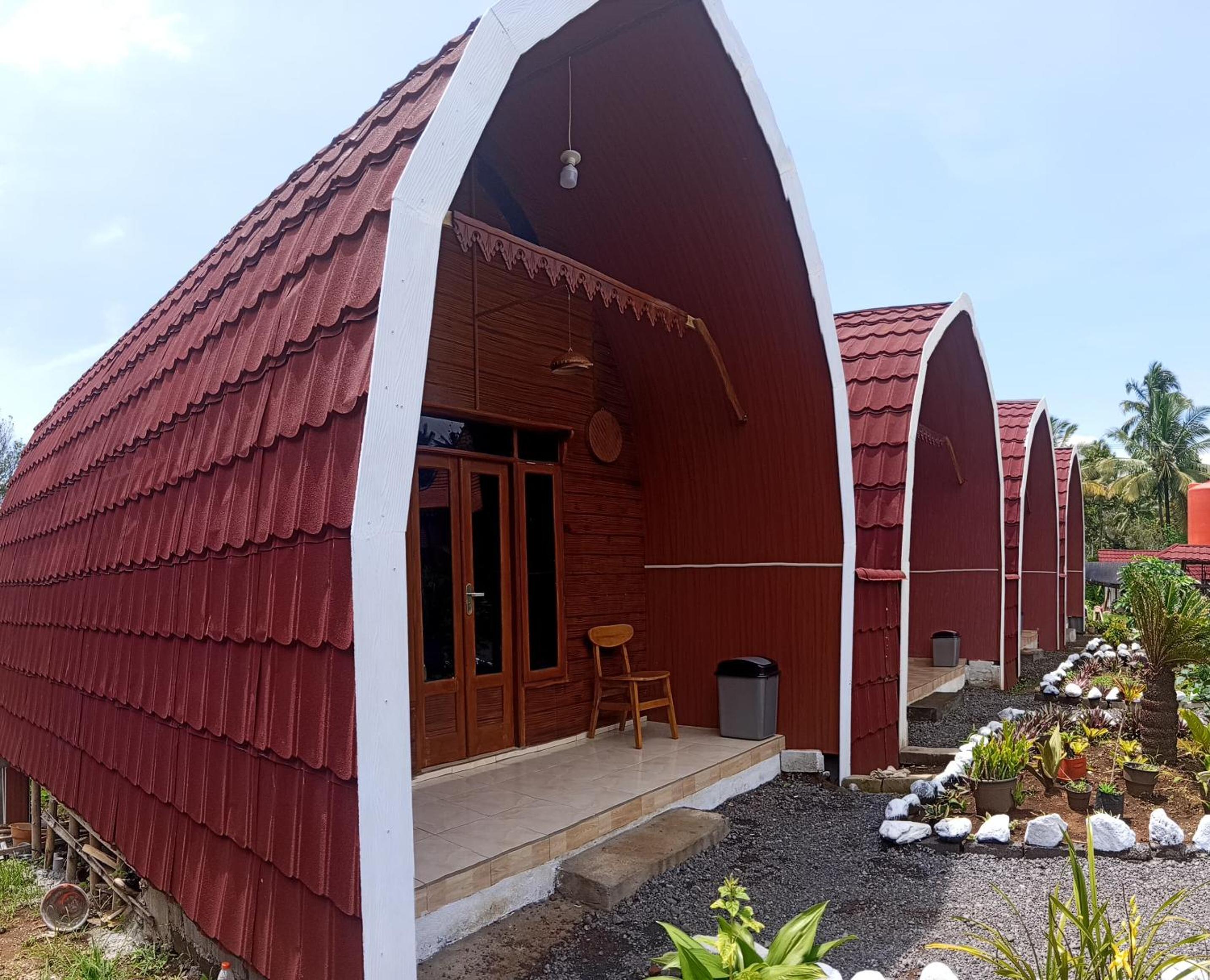 Indah Damai Cottages
