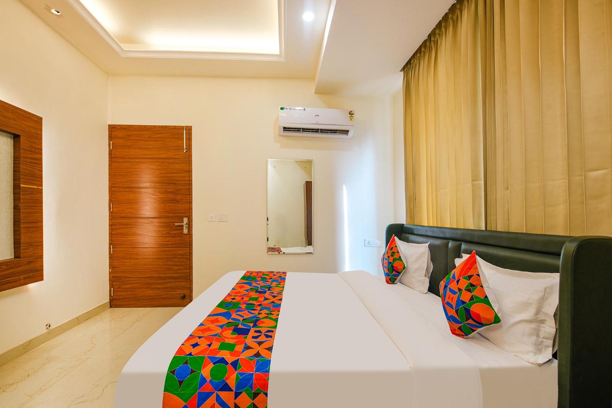 FabHotel K9 Royal
