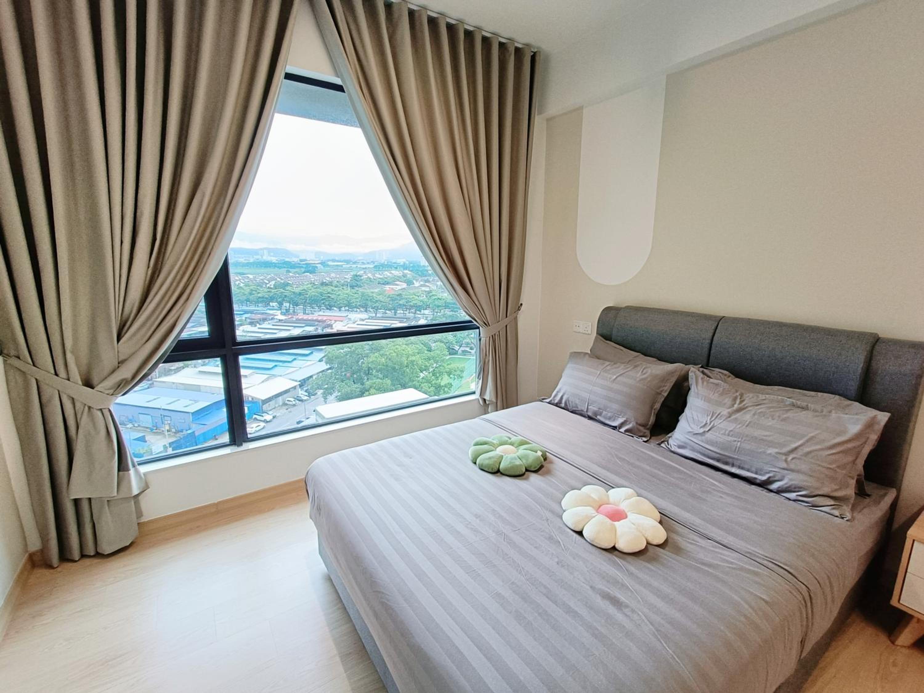 -30 OFF Monthly l Premium Muji 1BR Suites