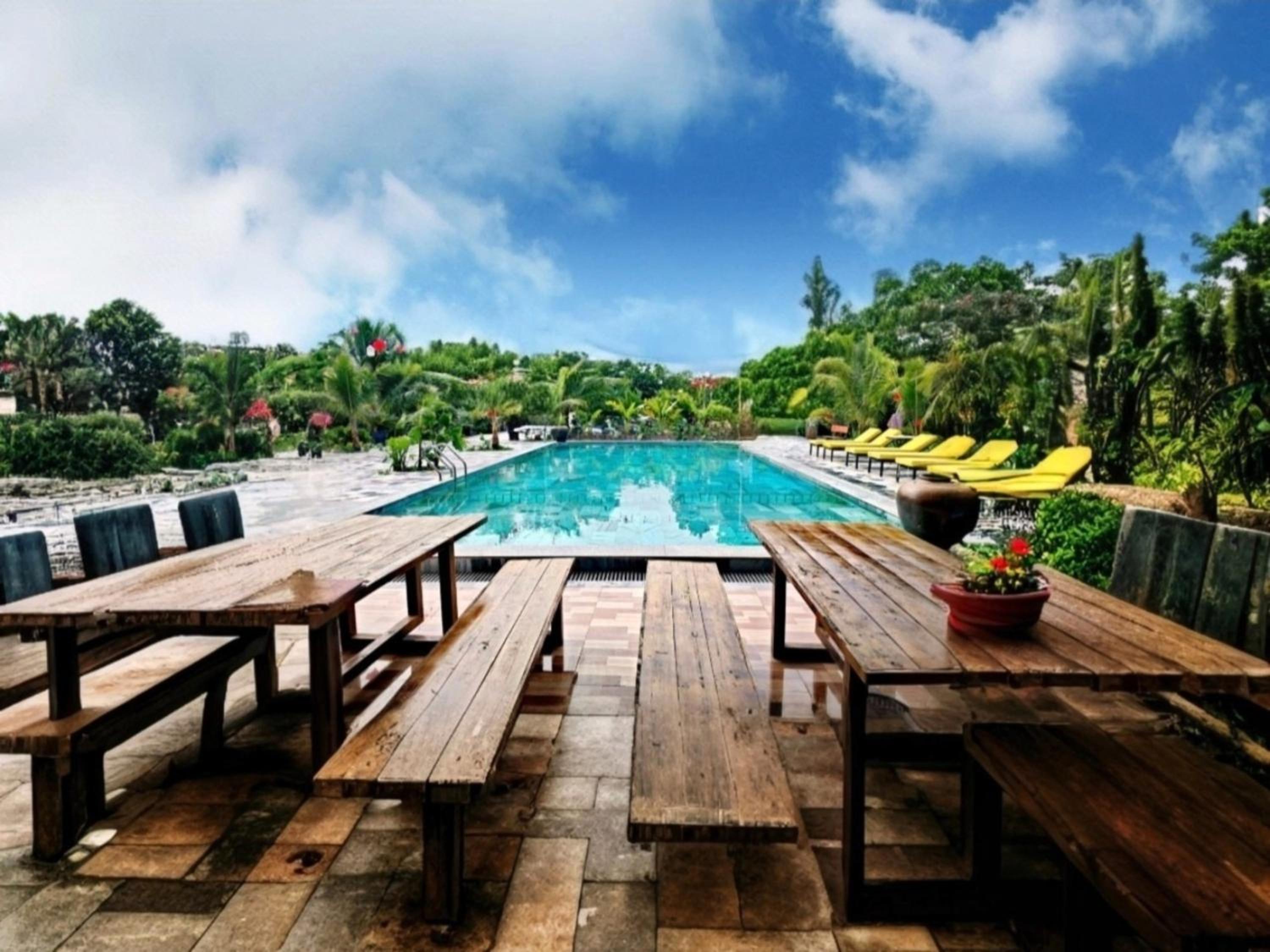 Trang An Four Season view 4