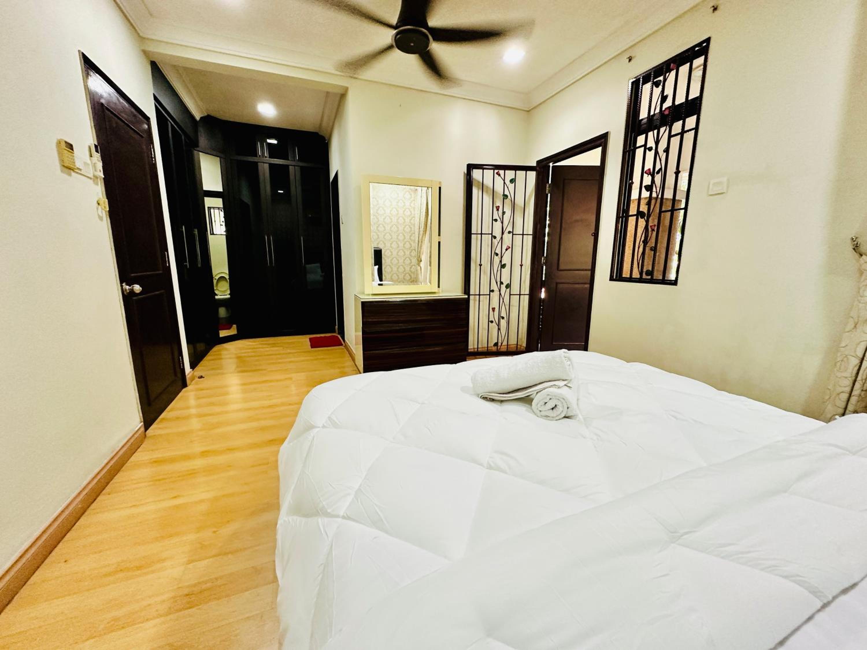3Storey Terrace at Presint 18 5Rooms photo 8