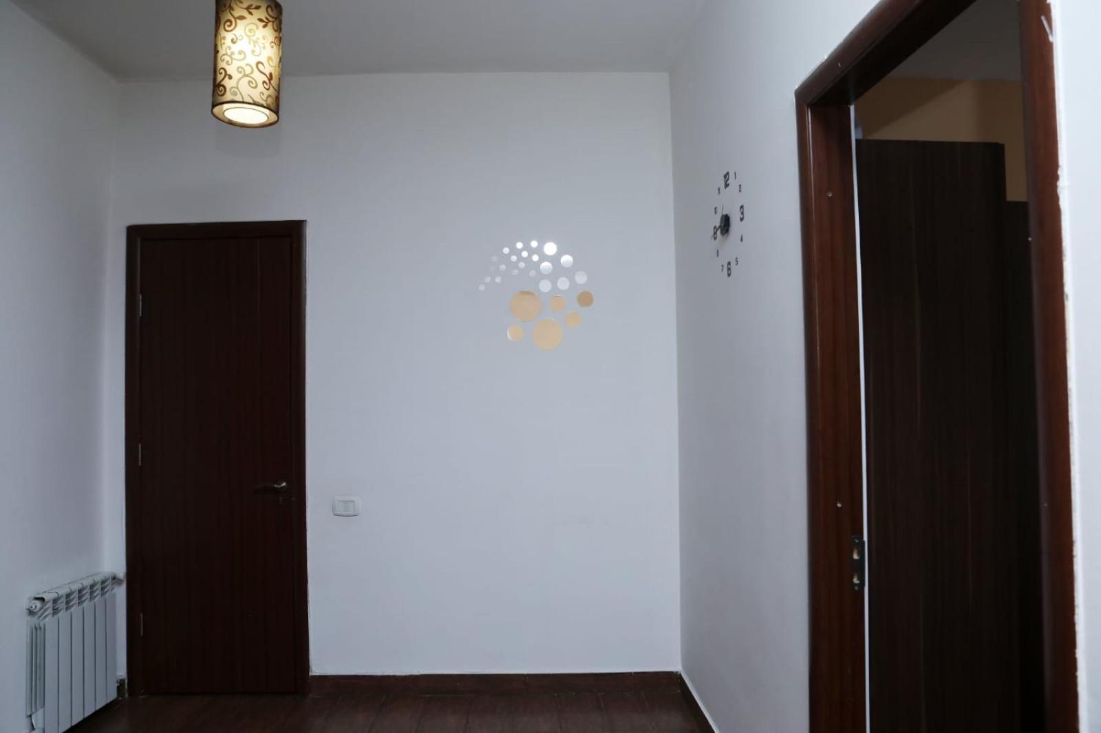 North avenue Art apartment
