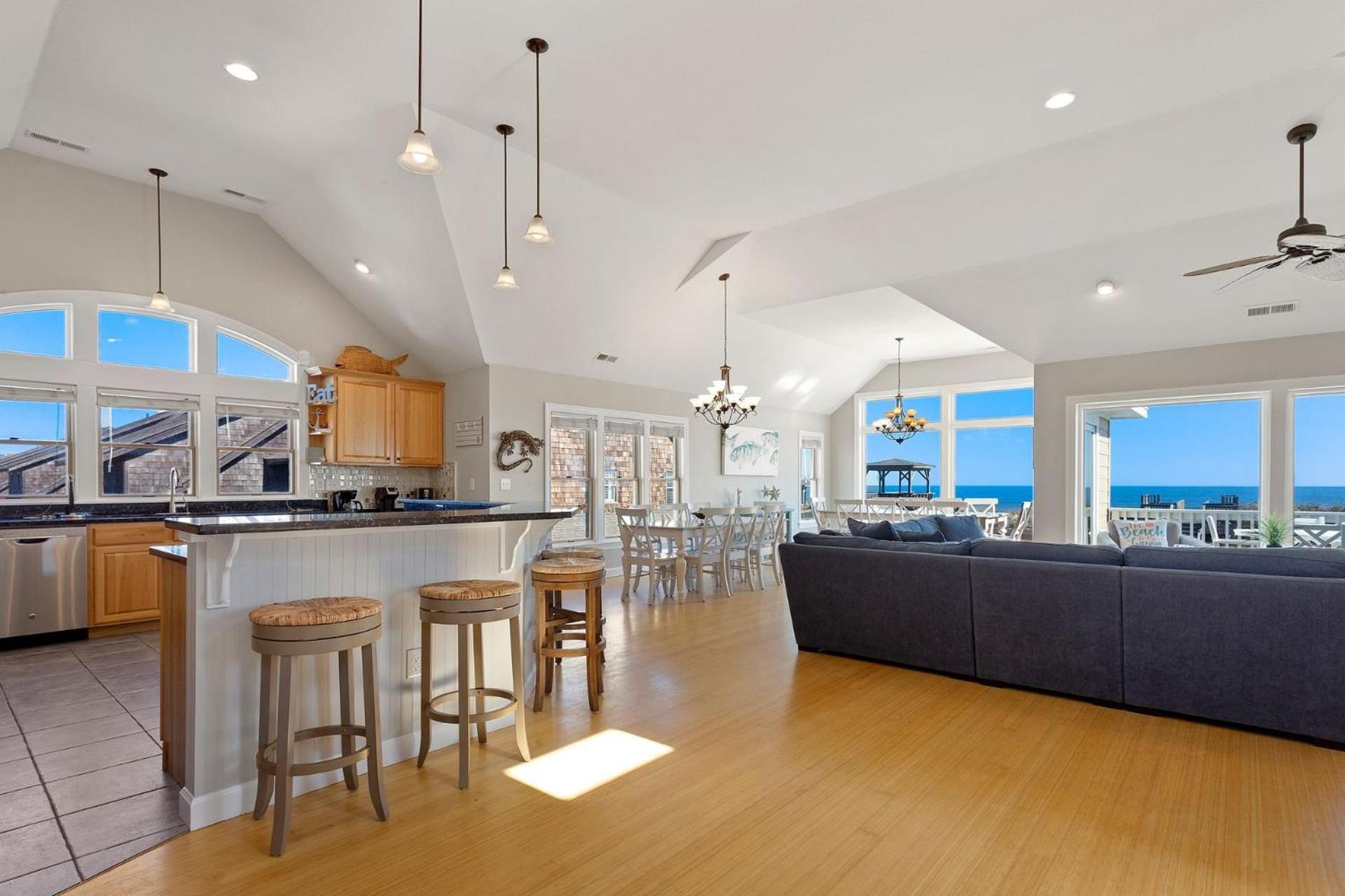 Just Fab 8 Bedrooms Oceanfront Luxury Saltwater Pool Elevator Game Room