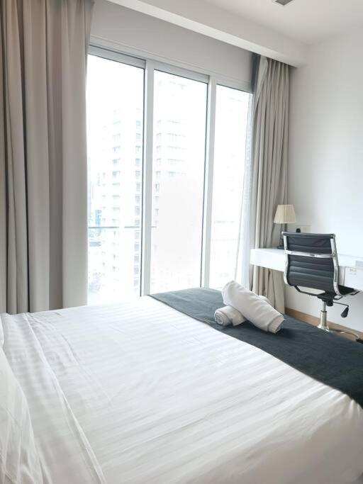 RM23a1 Bukit Bintang 2 Bedroom Infinity Pool View