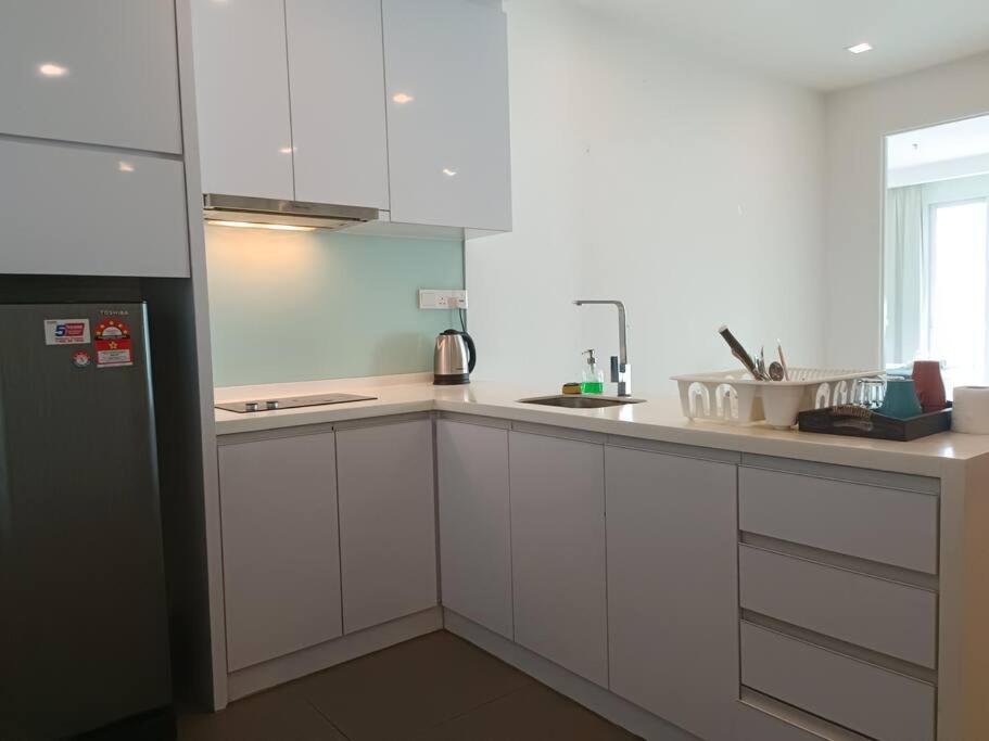 RM23a1 Bukit Bintang 2 Bedroom Infinity Pool View