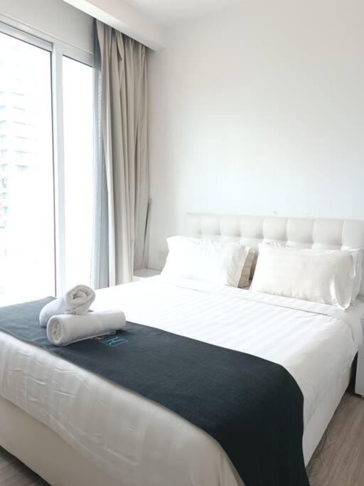 RM23a1 Bukit Bintang 2 Bedroom Infinity Pool View