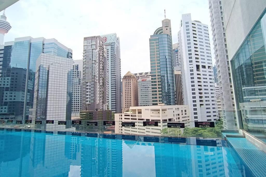 RM23a1 Bukit Bintang 2 Bedroom Infinity Pool View