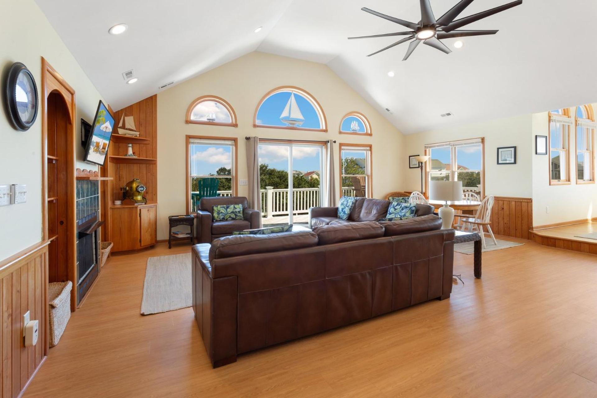 1358 Ar Lan Y Mor 4 Min Walk to Beach view 4