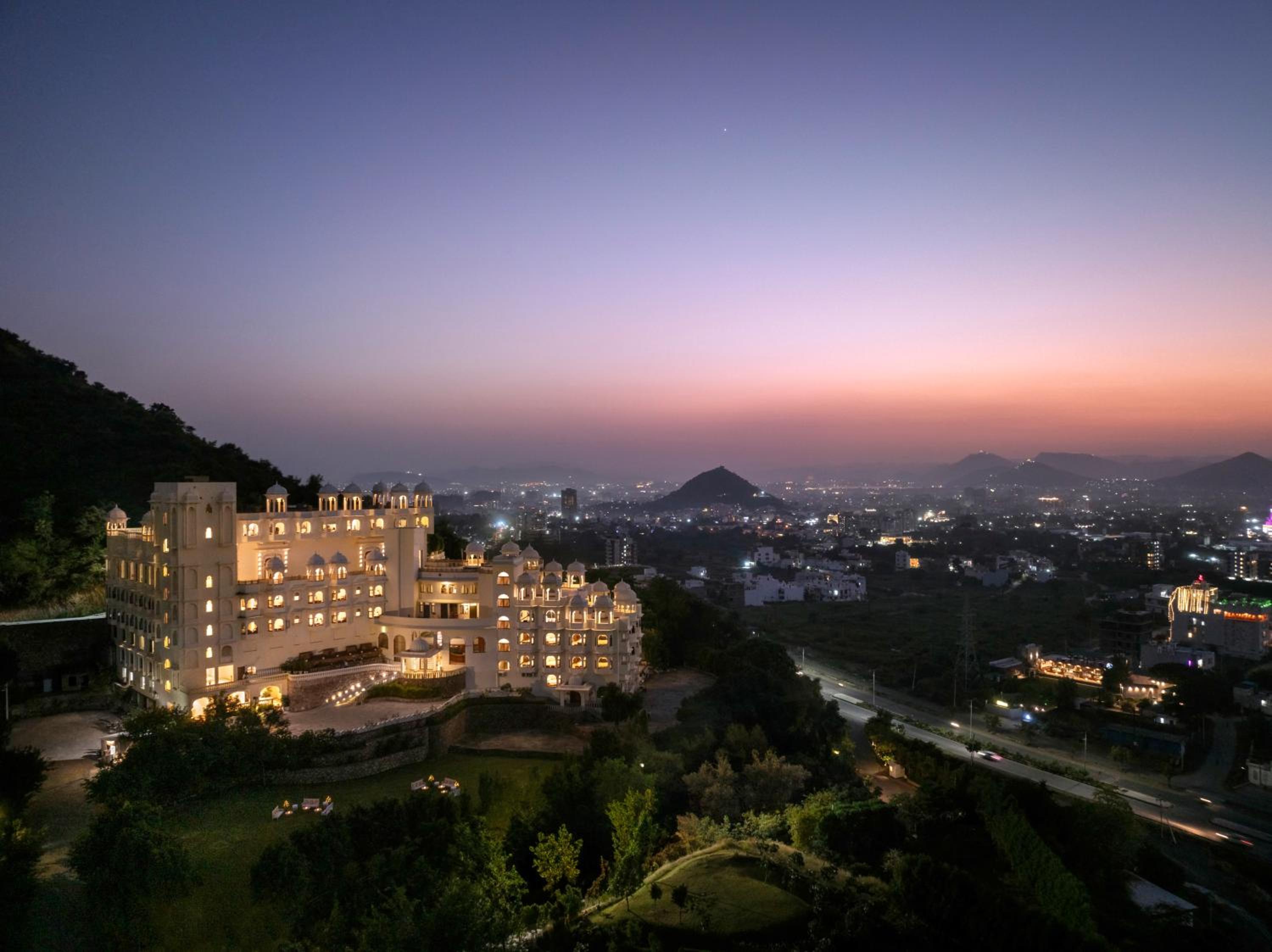 Bhairavgarh Palace Udaipur — photo 11