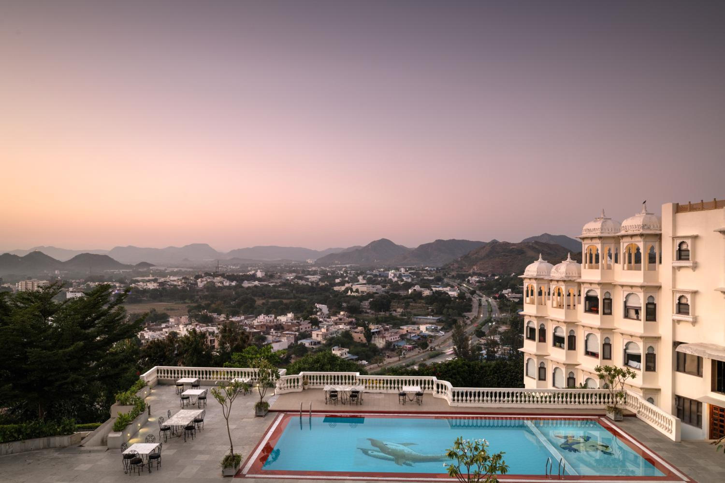 Bhairavgarh Palace Udaipur — photo 14