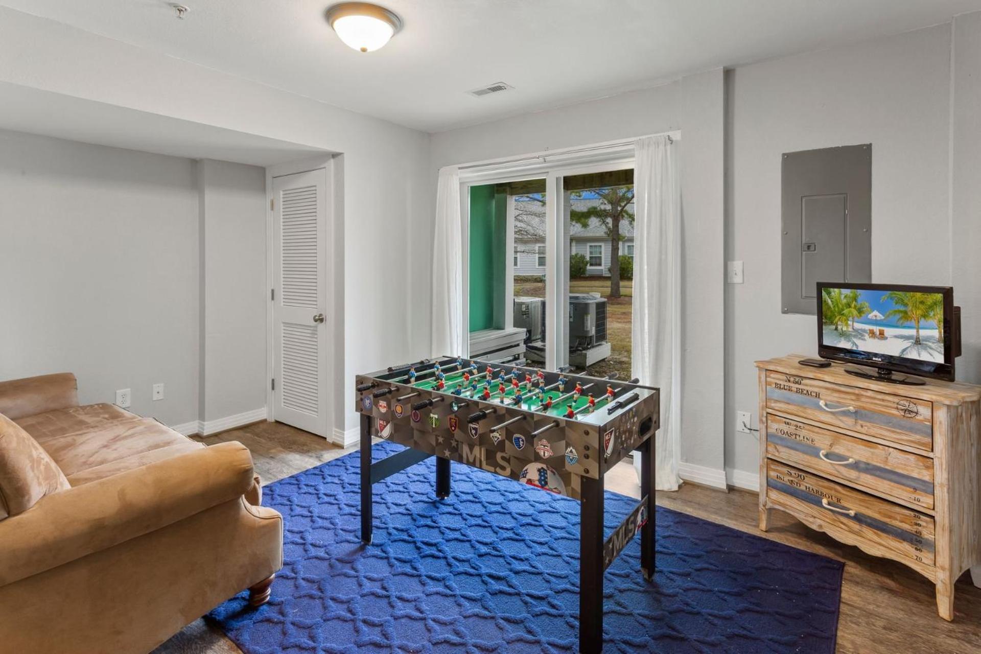 CC302E - Emerald Shores view 5