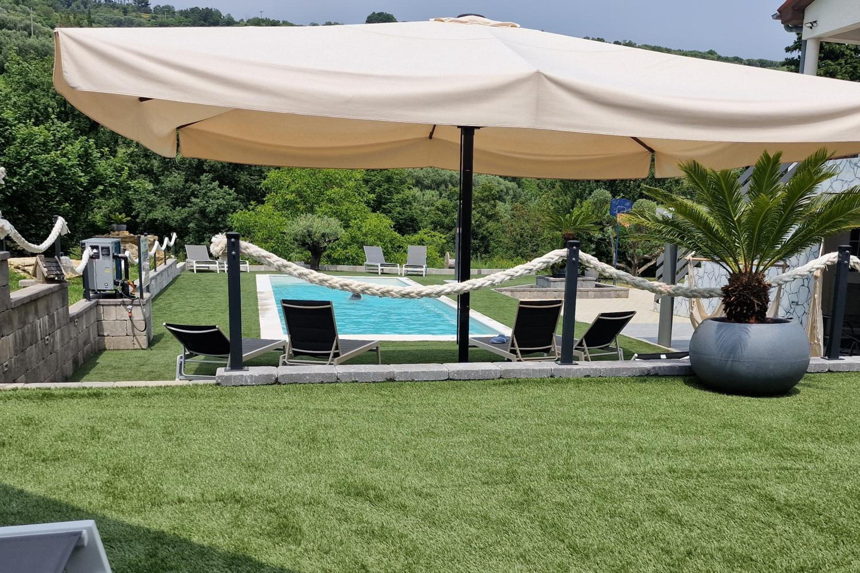 Casa Ma3x Apartments - Happy Rentals view 2