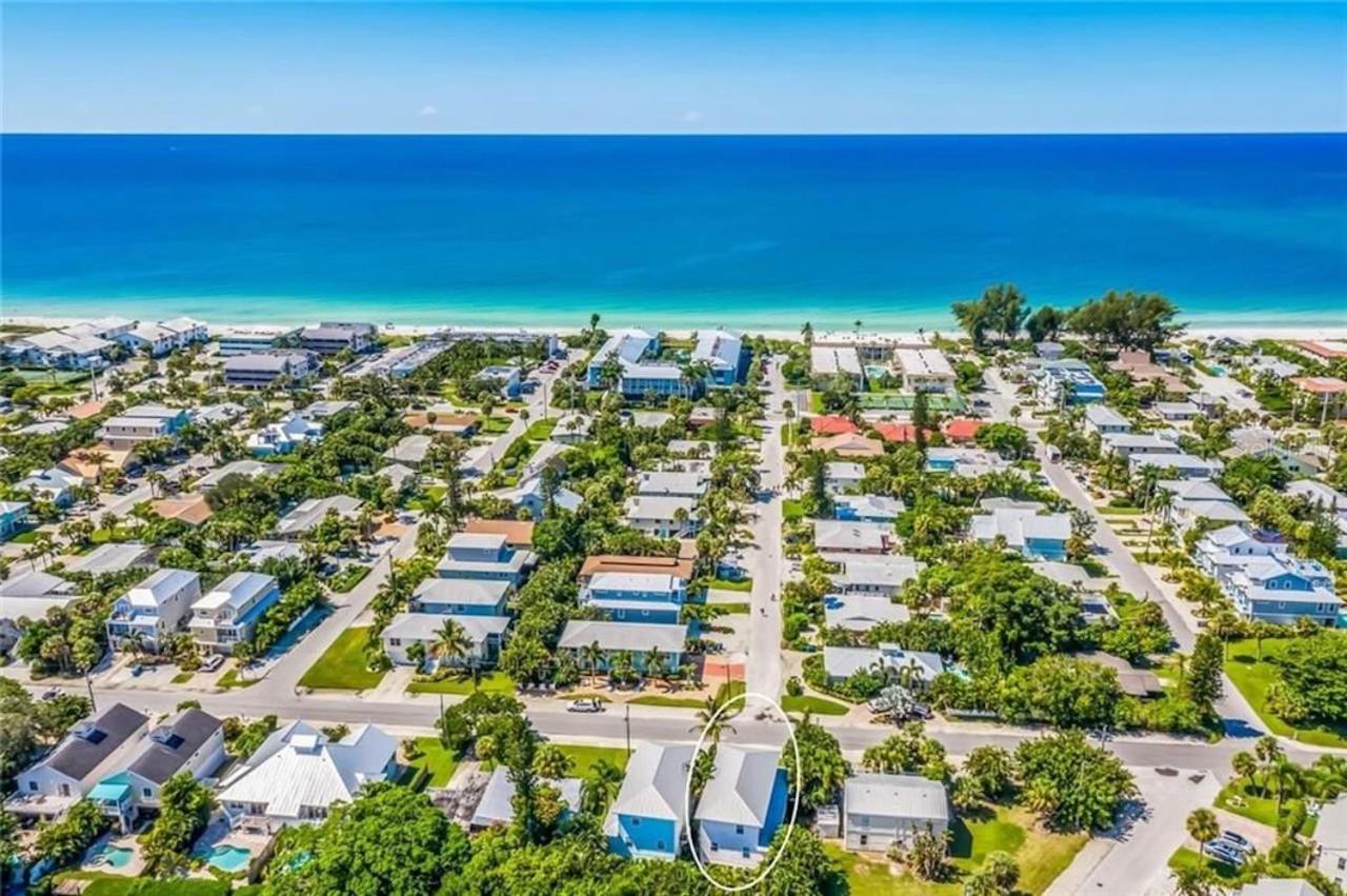 Blue Haven Beach House - Peek at Gulf Heated Pool Elevator 4 Min Walk to Beach Games view 2