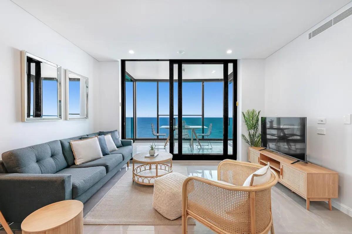 Sky High Master Bedroom Level 70