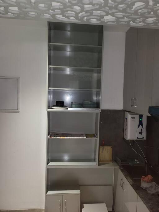 1BR Studio with Rooftop Access