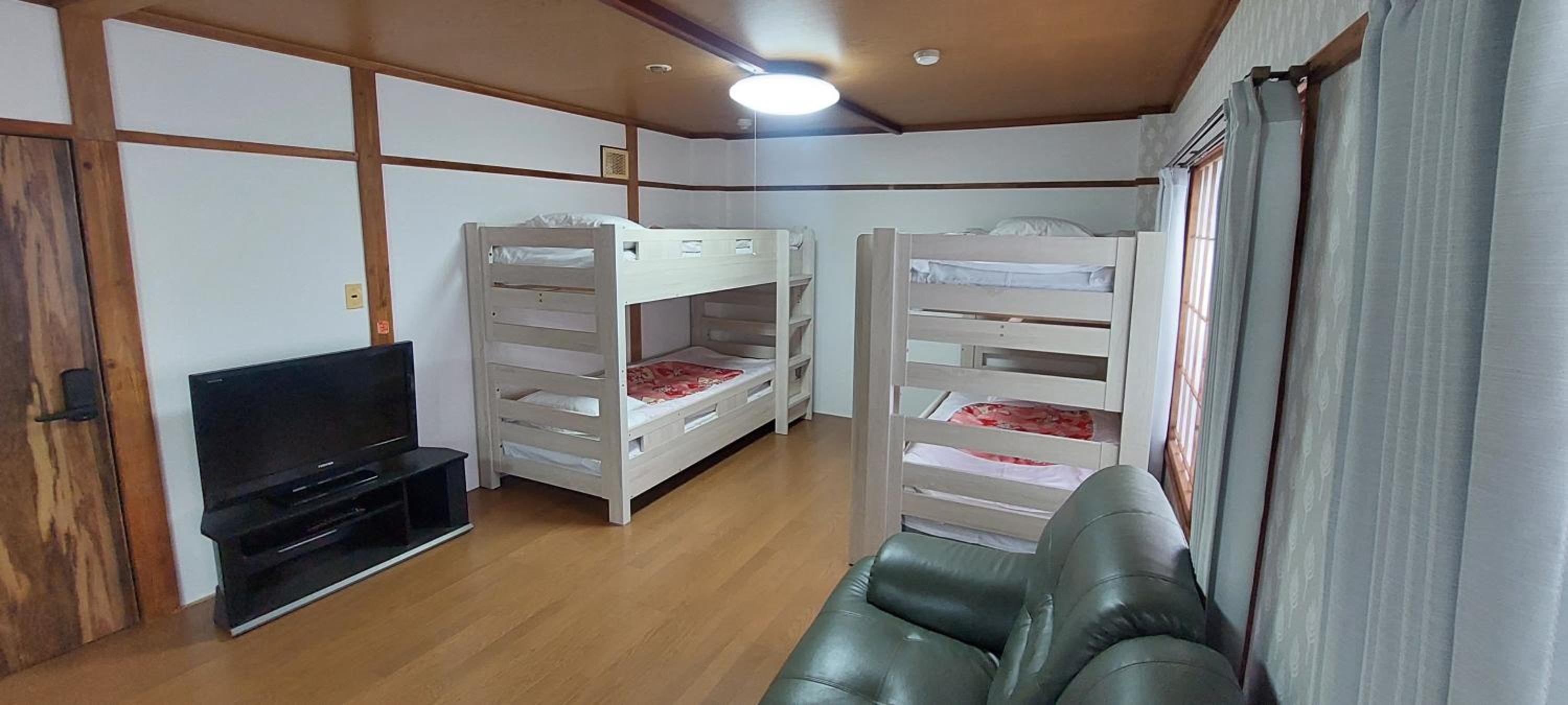 White Lodge Fukujuso