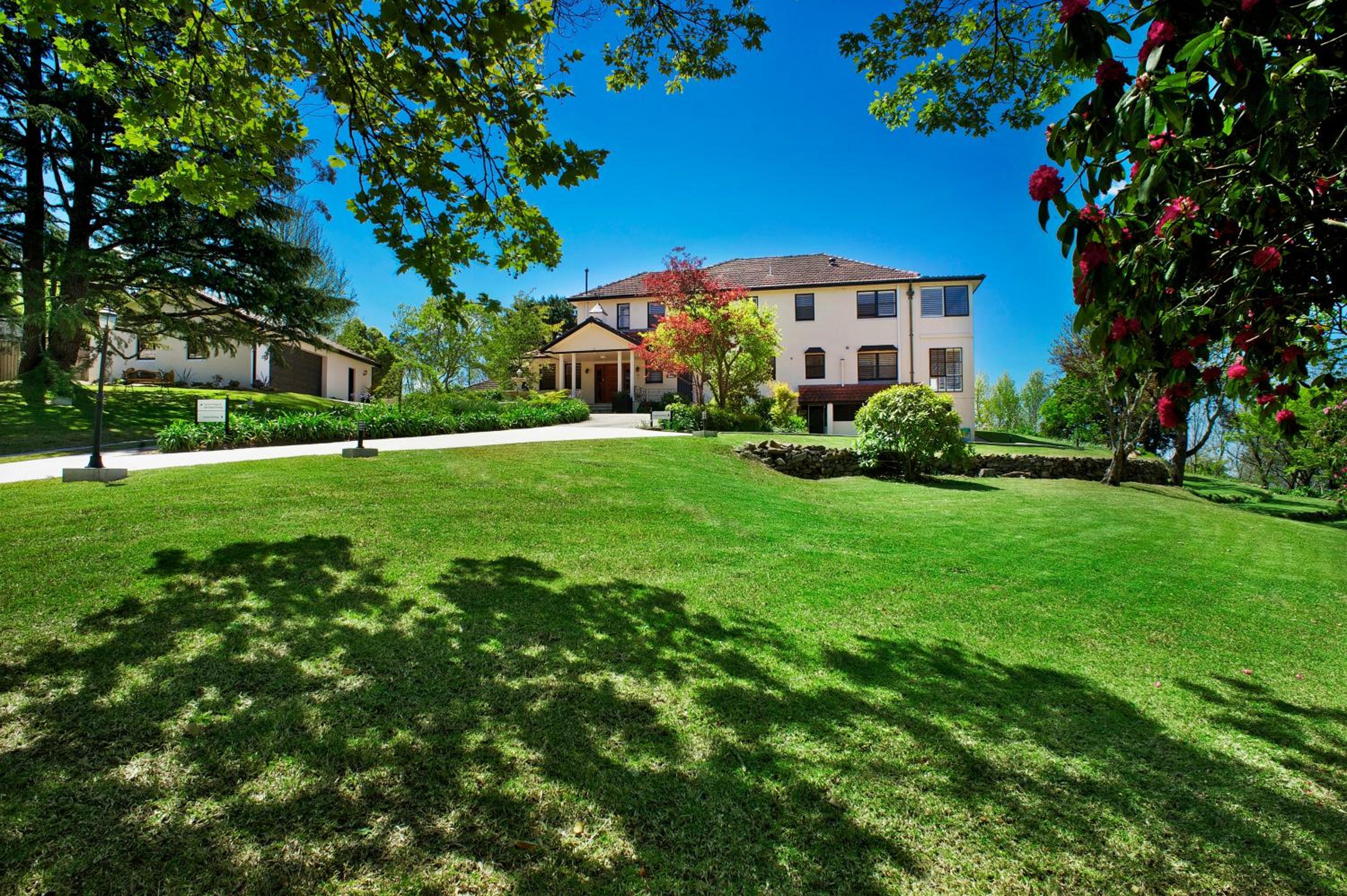 Hotel St Raphael - Image 1